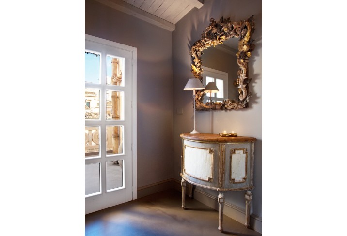 Mr & Mrs Smith - Room detail