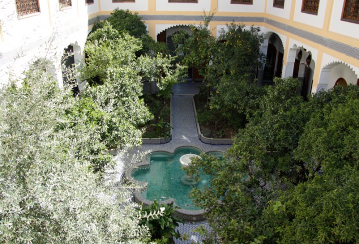 Mr & Mrs Smith - Courtyard
