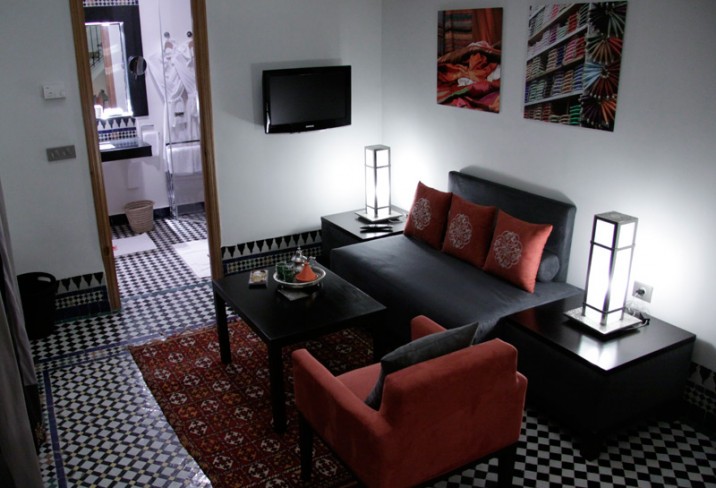 Mr & Mrs Smith - Mezzanine Suite Lounge