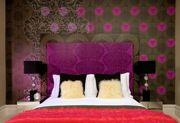 Mr & Mrs Smith - Dau Room