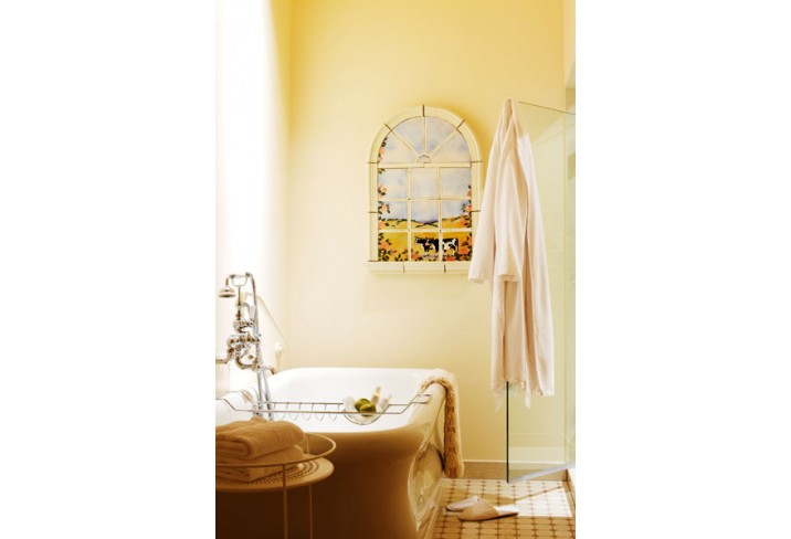Mr & Mrs Smith - Maplehurst bathroom