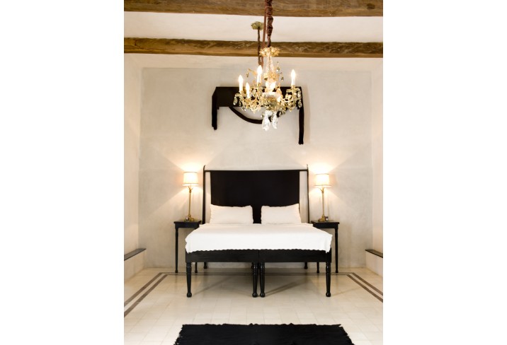 Mr & Mrs Smith - Bedroom