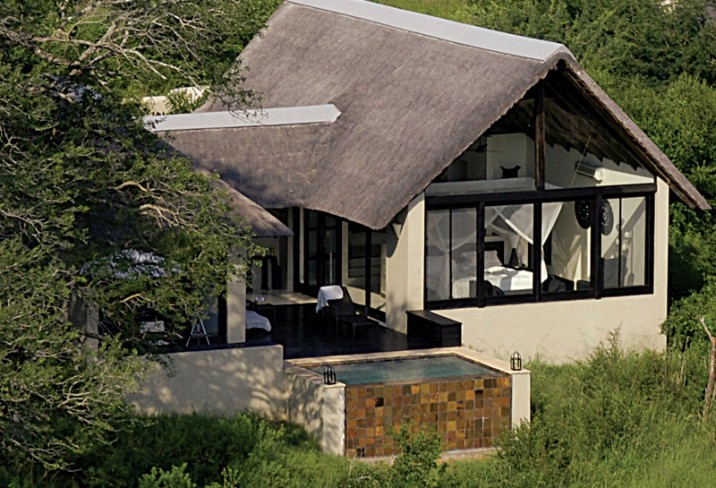 Mr & Mrs Smith - Lodge