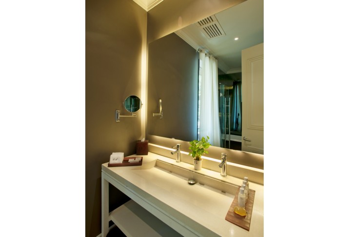 Mr & Mrs Smith - La Romita Bathroom