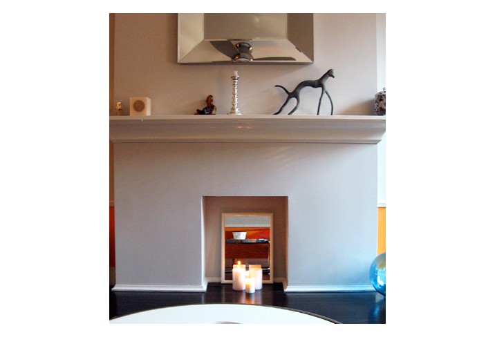 Mr & Mrs Smith - Fireplace detail