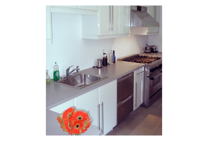 Mr & Mrs Smith - Kitchen