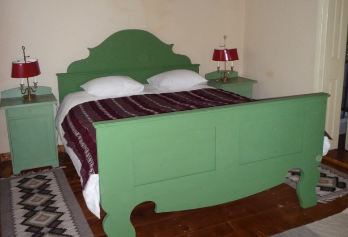 Mr & Mrs Smith - Red House Bedroom