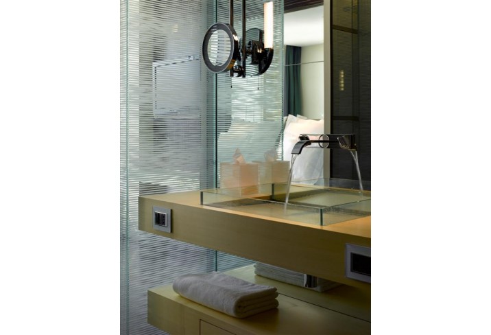 Mr & Mrs Smith - Deluxe Bathroom