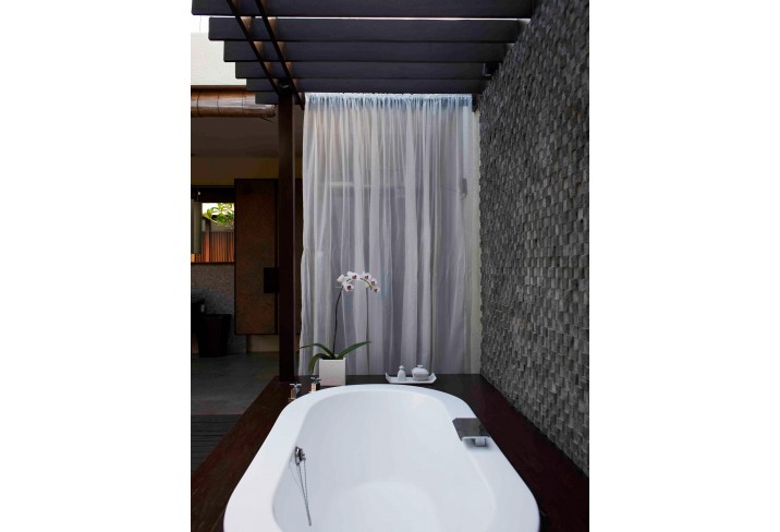 Mr & Mrs Smith - Spa Villa Bathroom