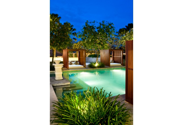 Mr & Mrs Smith - Upper Pool at Night