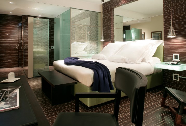 Mr & Mrs Smith - Deluxe Room (City View)
