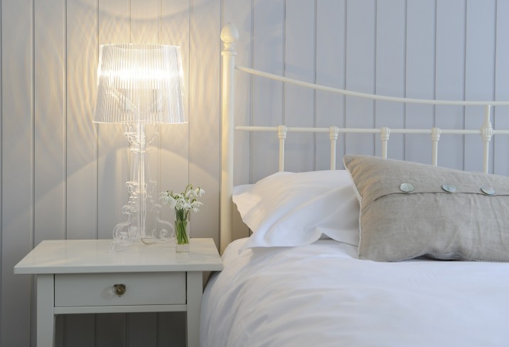 Mr & Mrs Smith - Bedroom