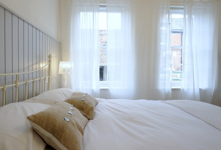 Mr & Mrs Smith - Bedroom
