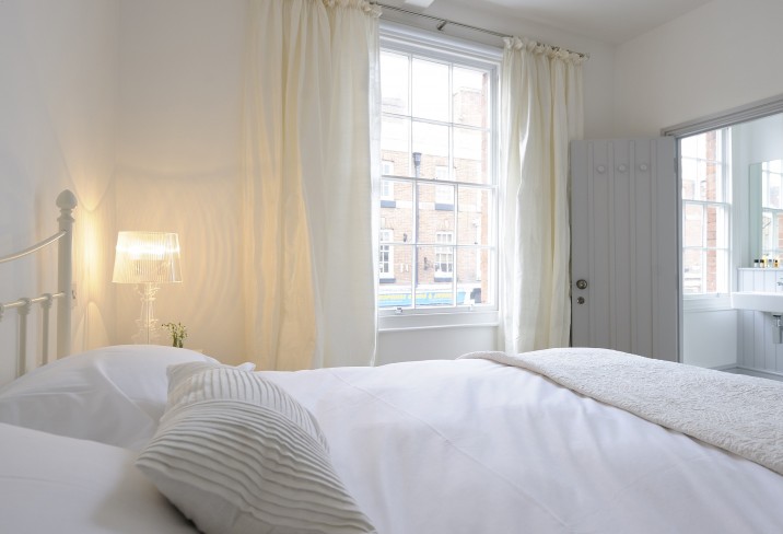Mr & Mrs Smith - Bedroom