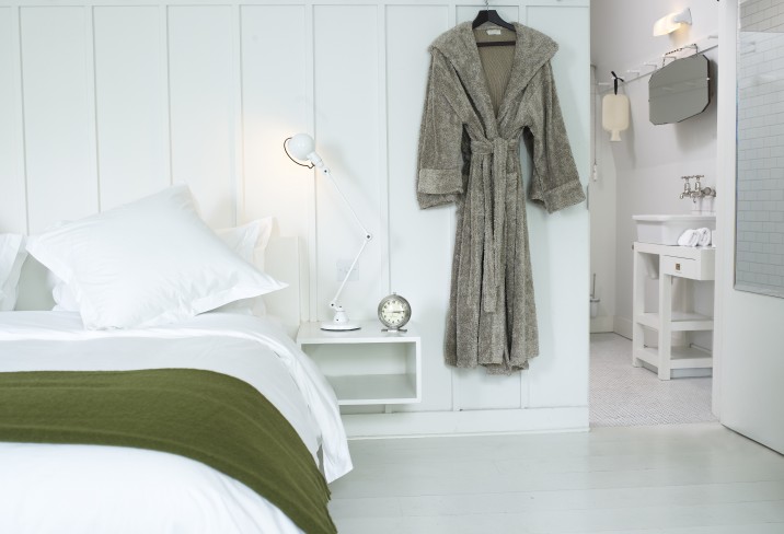 Mr & Mrs Smith - Bedroom