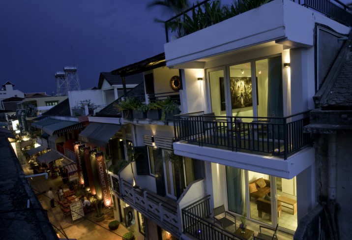 Mr & Mrs Smith - Hotel exterior