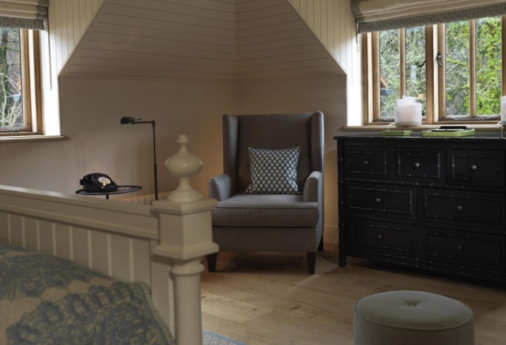 Mr & Mrs Smith - Coach House Bedroom (Room 3)