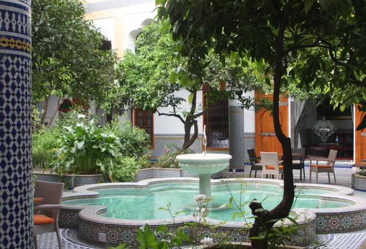 Mr & Mrs Smith - Courtyard