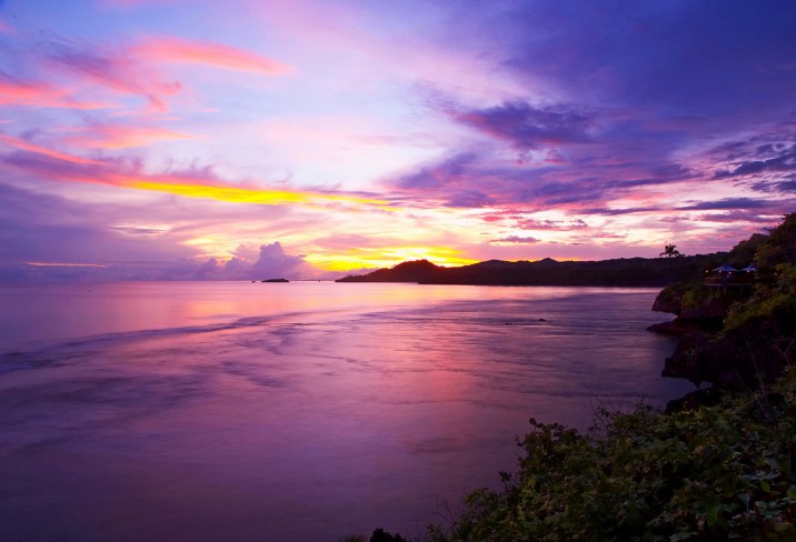 Mr & Mrs Smith - Sunset cliff view
