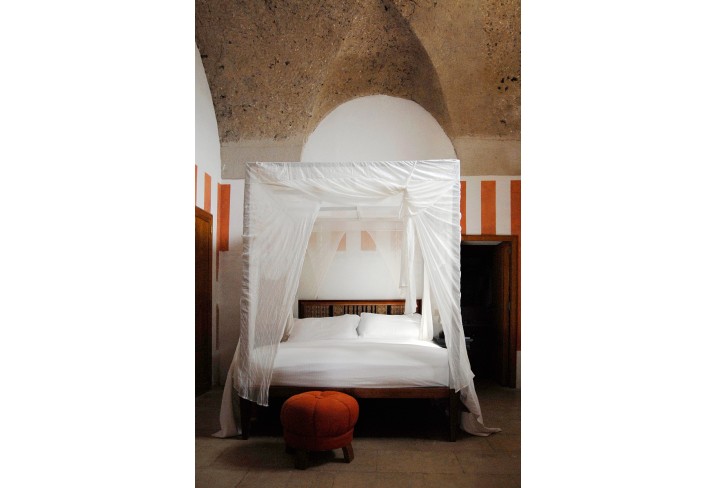 Mr & Mrs Smith - Rosso Amoroso Room