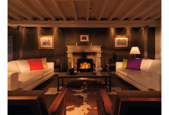 Mr & Mrs Smith - Lounge