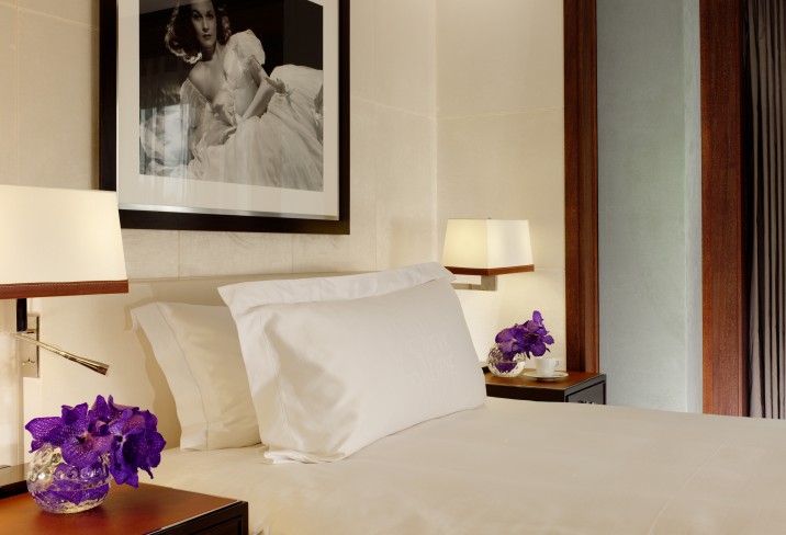 Mr & Mrs Smith - Bedroom detail