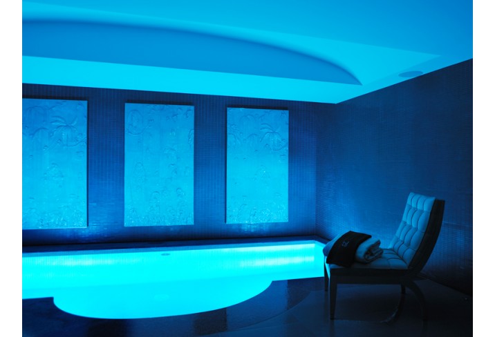 Mr & Mrs Smith - Spa