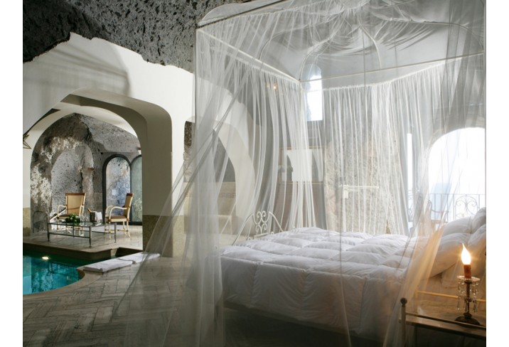 Mr & Mrs Smith - Roccia Suite