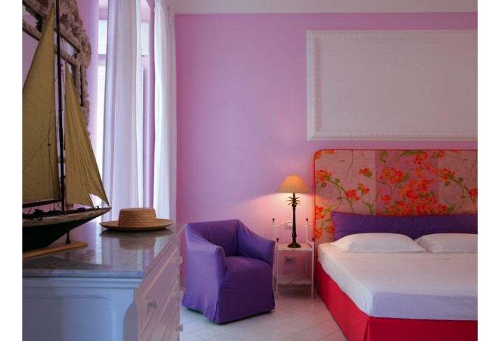 Mr & Mrs Smith - Deluxe Sea View Room