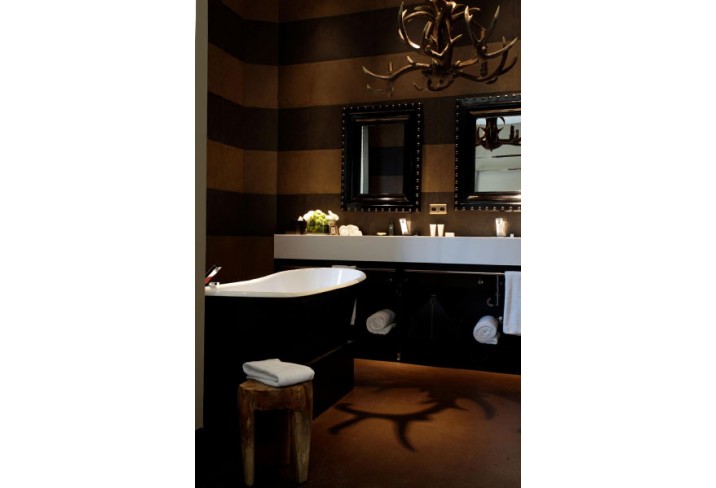 Mr & Mrs Smith - Vineyard Villa bathroom