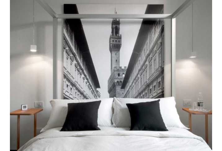 Mr & Mrs Smith - Floroom 1, Room 4