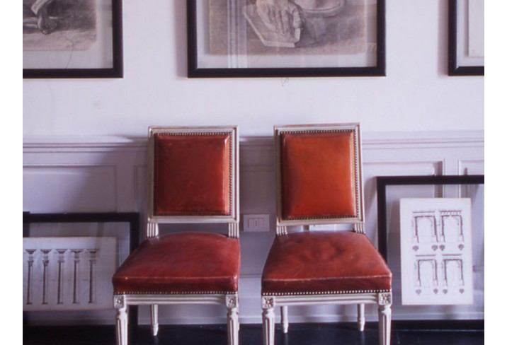Mr & Mrs Smith - Chair detail