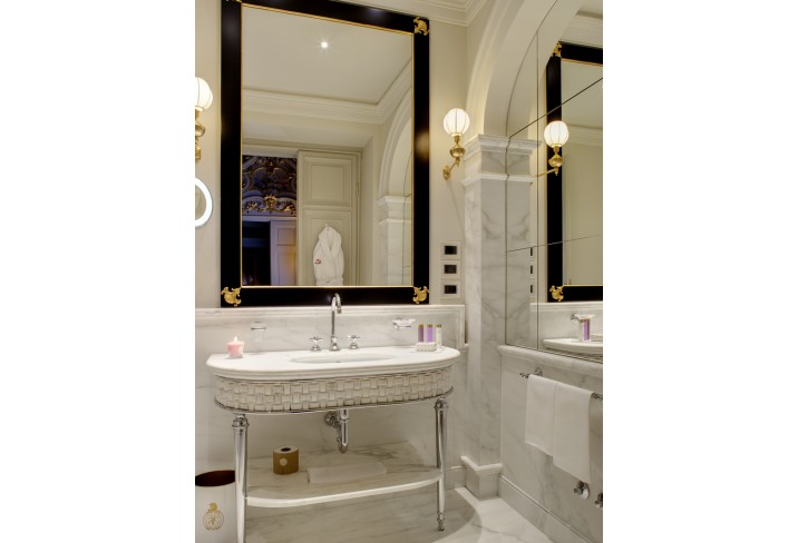 Mr & Mrs Smith - Deluxe Room bathroom