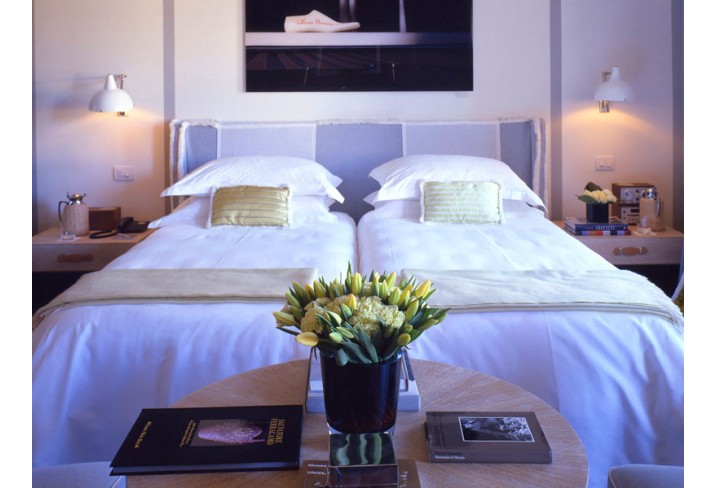 Mr & Mrs Smith - Bedroom