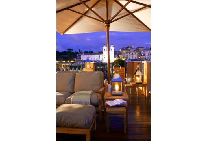 Mr & Mrs Smith - Terrace