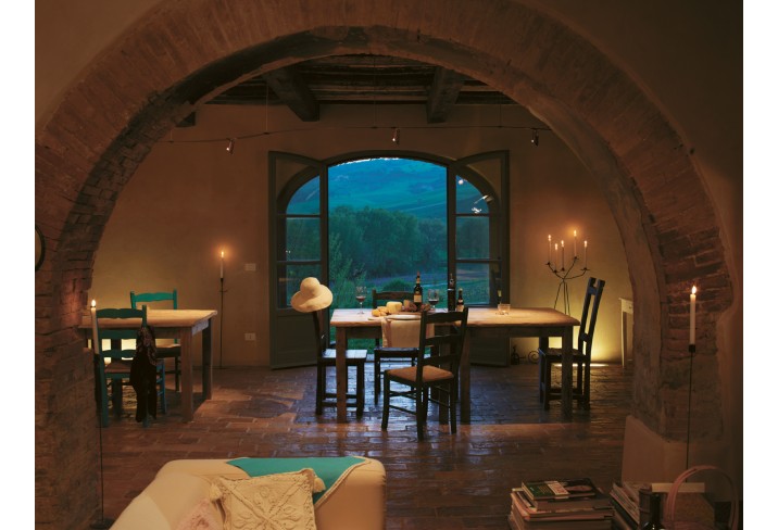 Mr & Mrs Smith - Breakfast Room
