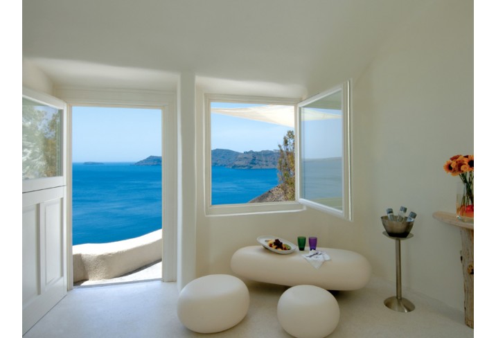 Mr & Mrs Smith - Suite view