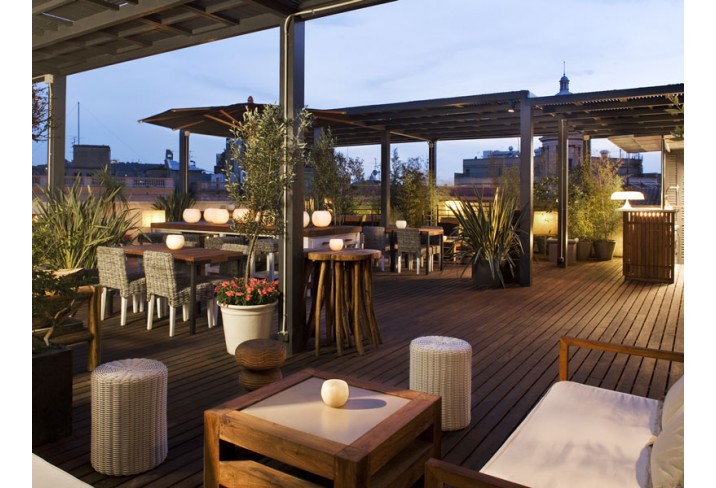 Mr & Mrs Smith - Terrace 