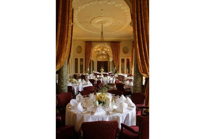 Mr & Mrs Smith - Fountain Room