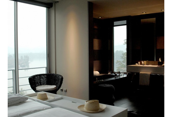 Mr & Mrs Smith - Douro Villa twin bedroom