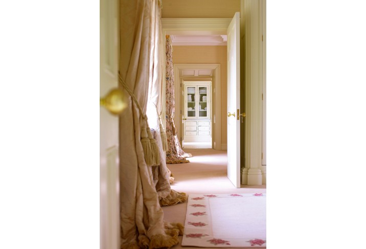 Mr & Mrs Smith - Master Suite