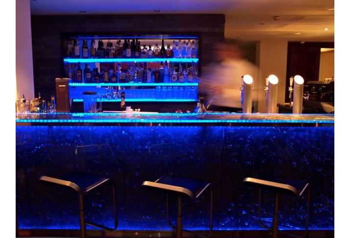 Mr & Mrs Smith - Scott's Bar