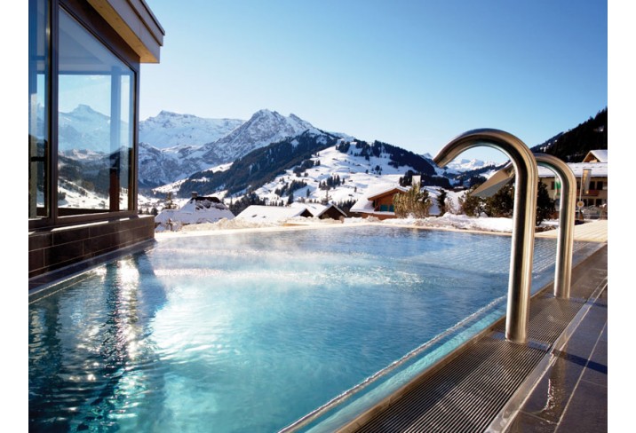 Mr & Mrs Smith - Outdoor spa pool