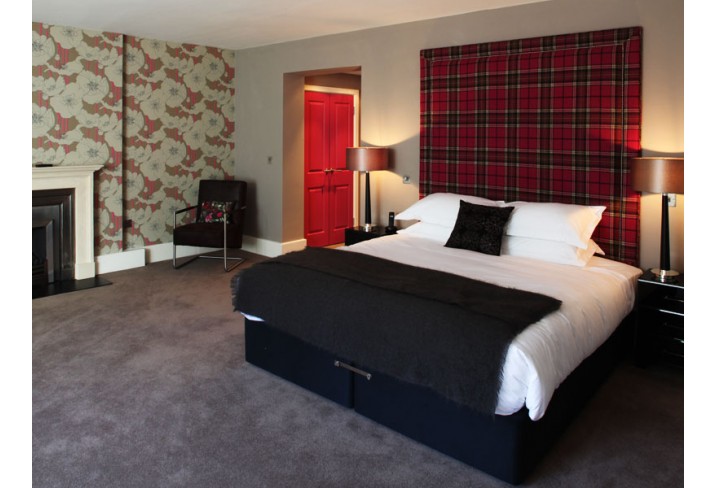 Mr & Mrs Smith - Cranborne Suite