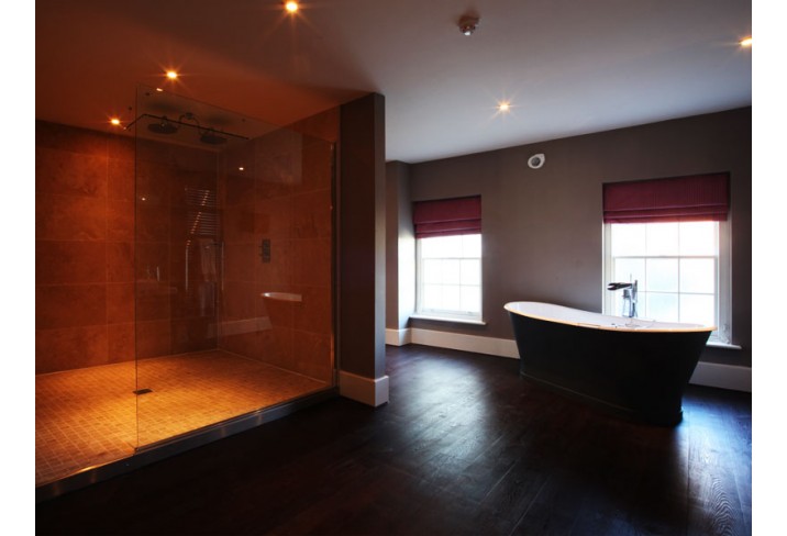 Mr & Mrs Smith - Cranborne bathroom