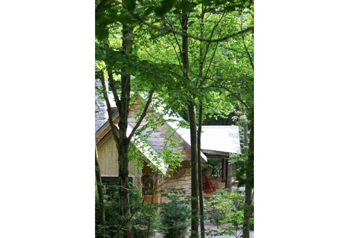 Mr & Mrs Smith - Beaver Lodge exterior