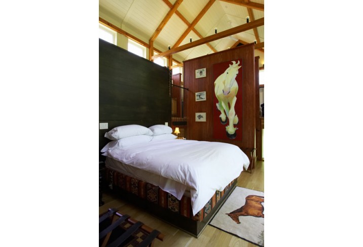 Mr & Mrs Smith - Stable bedroom