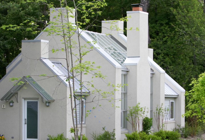 Mr & Mrs Smith - Greenhouse exterior