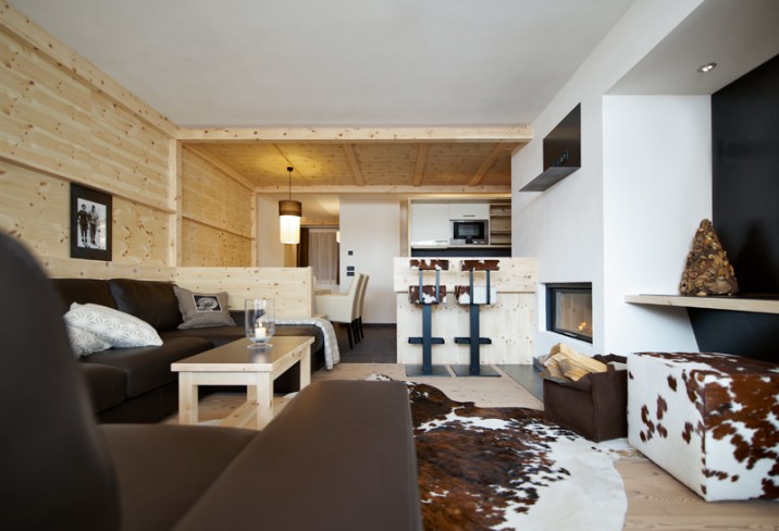 Mr & Mrs Smith - Daonella Suite
