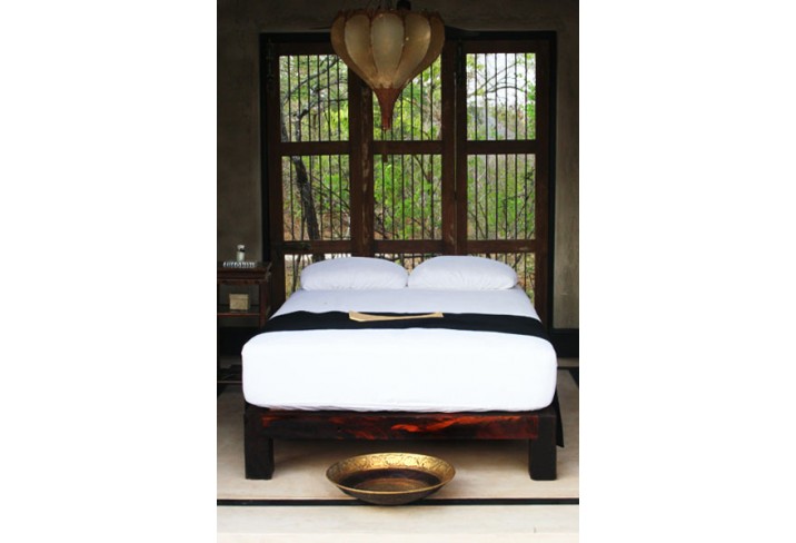 Mr & Mrs Smith - Spa bed